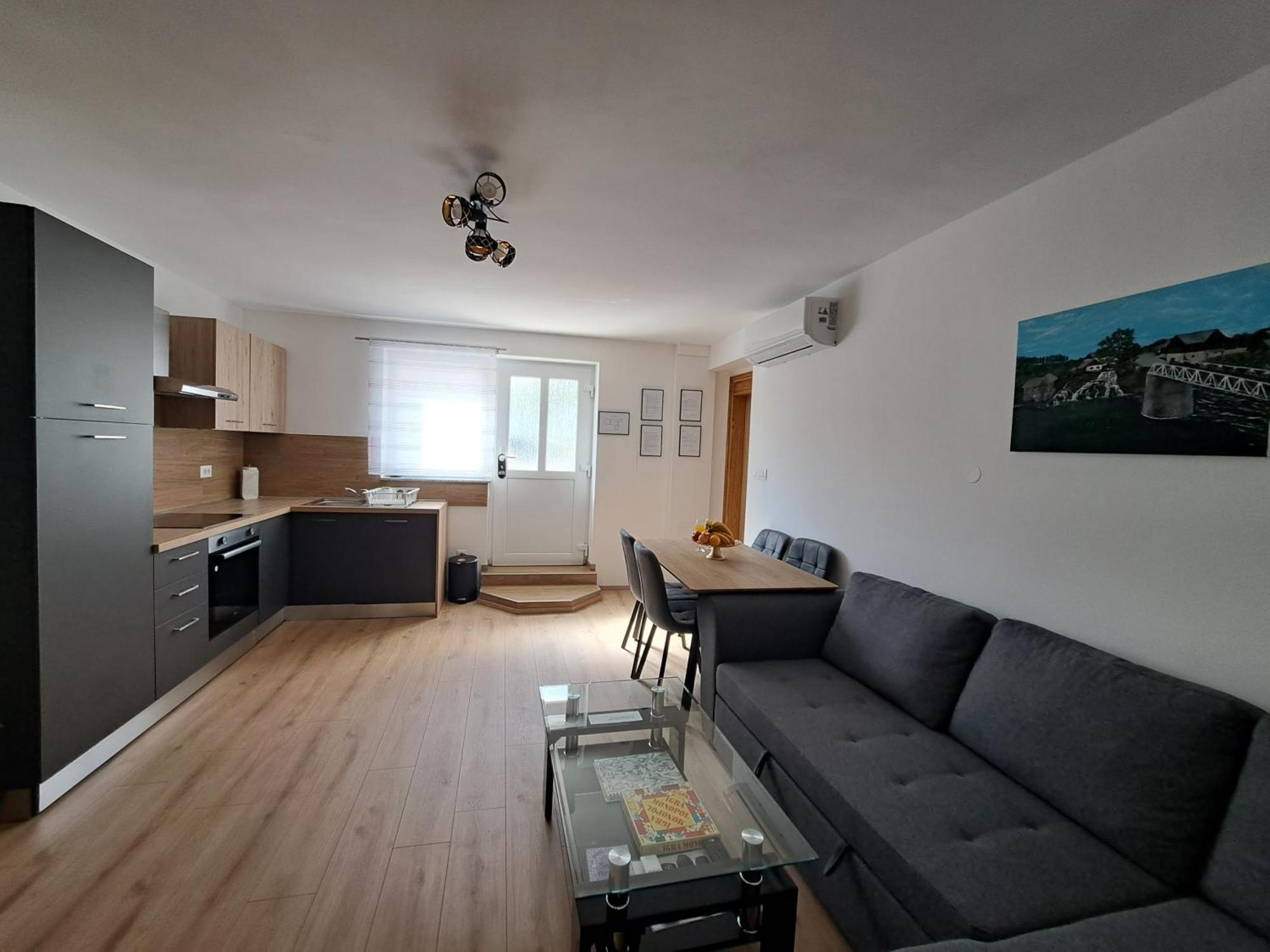 סלוניי Apartment Dado מראה חיצוני תמונה
